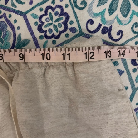 Aritzia Wilfred Tencel Linen Shorts with Drawstring size 2XS or 00 - Picture 10 of 15